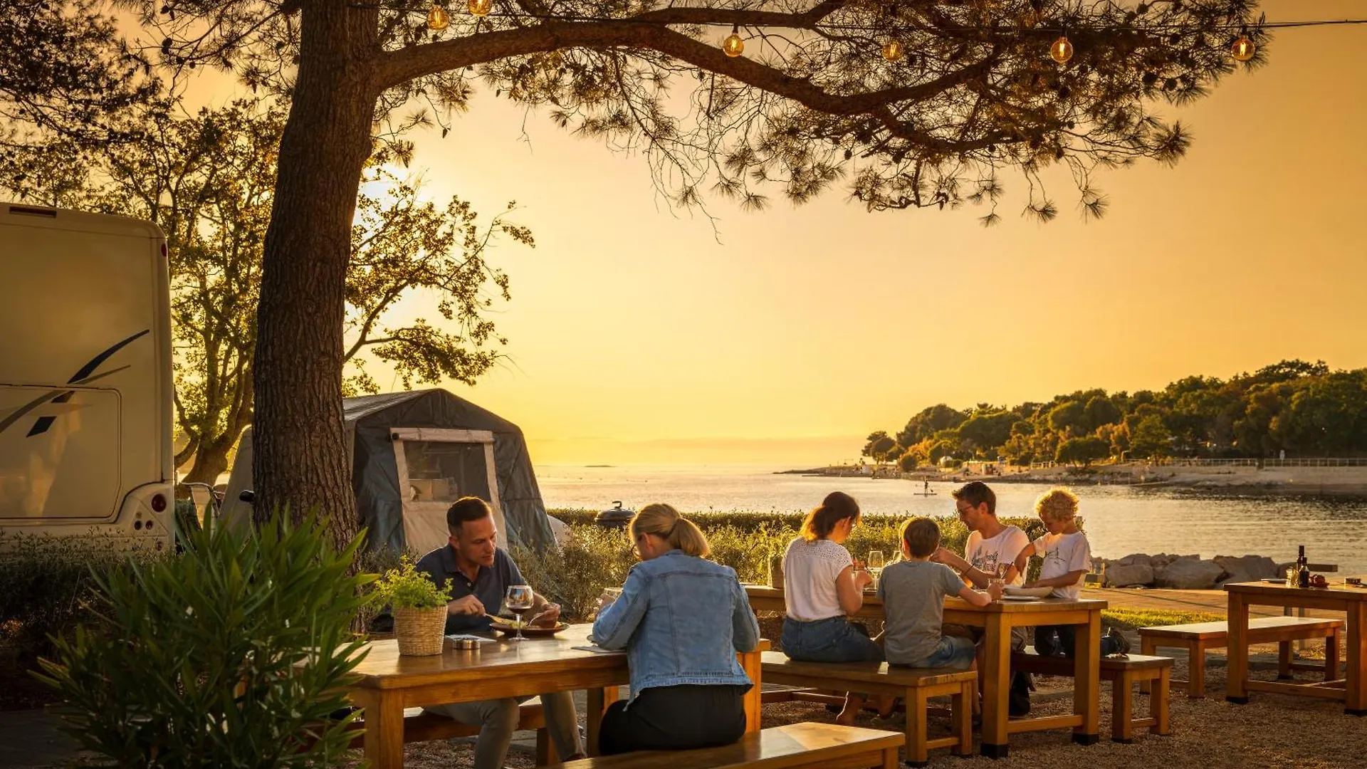 Maistra Camping Valkanela Pitches Funtana Campingplatz
